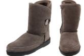 Minnetonka 迷你唐卡 Side Button Classic Pug Boot 雪地靴只要96.75欧！直邮全球！